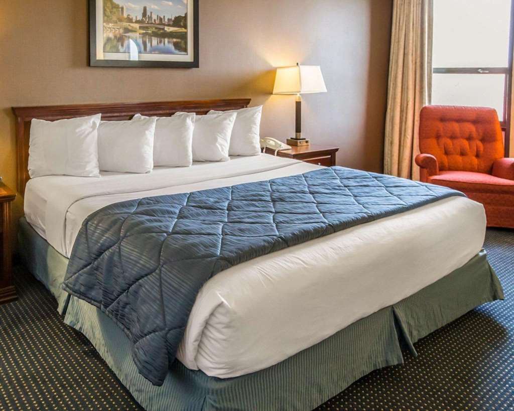 Quality Inn Schaumburg Chicago near the Mall - photo 4