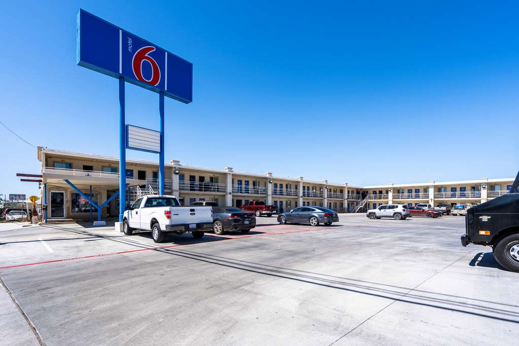 Motel 6 Odessa TX 2nd Street - featured photo