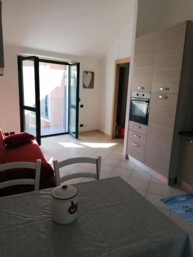 Casa a 300m dal mare con posto auto — 4-Star Luxury Hotel in Imperia, Italy