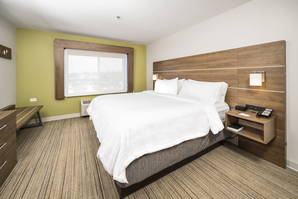 Holiday Inn Express Chicago NW Vernon Hills by IHG - photo 9