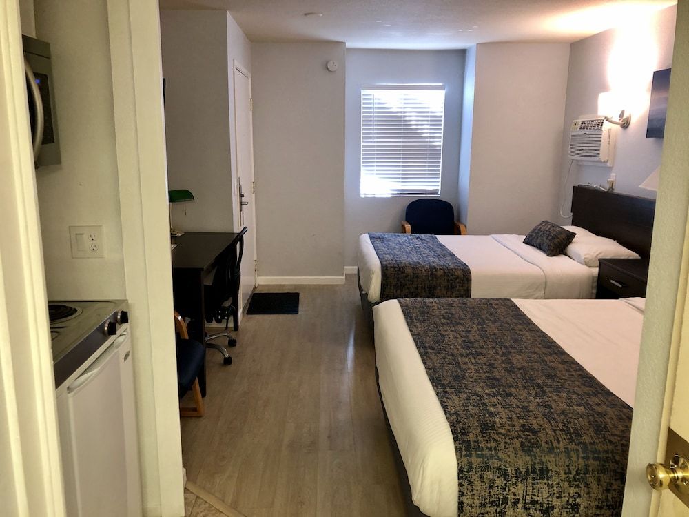 Sunbeam Motel - photo 4