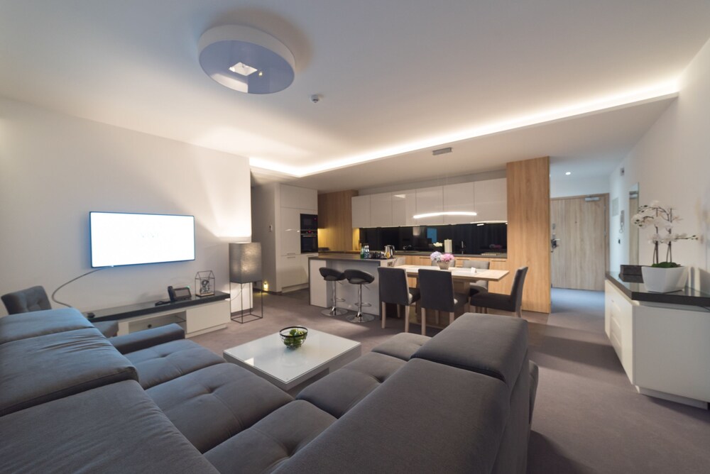 Apart Hotel Vivi Residence & Spa — 4-Star Luxury Hotel in Zory, Poland
