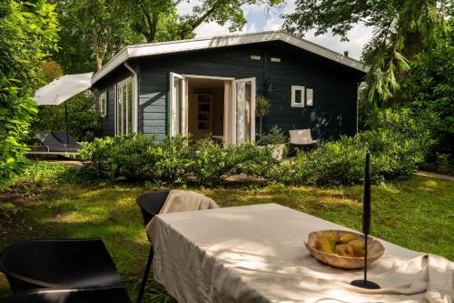 Chalet Boisée — 4-Star Luxury Hotel in Voorthuizen, Netherlands