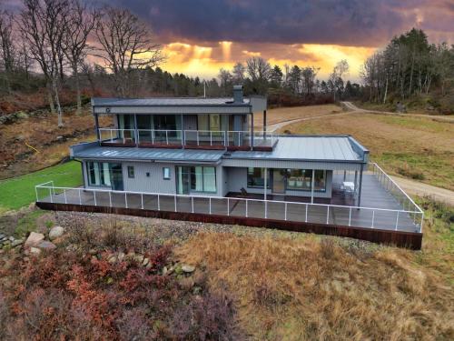 Luxury 3 Bedroom Modern House in Nature — 4-Star Luxury Hotel in Uddevalla, Sweden