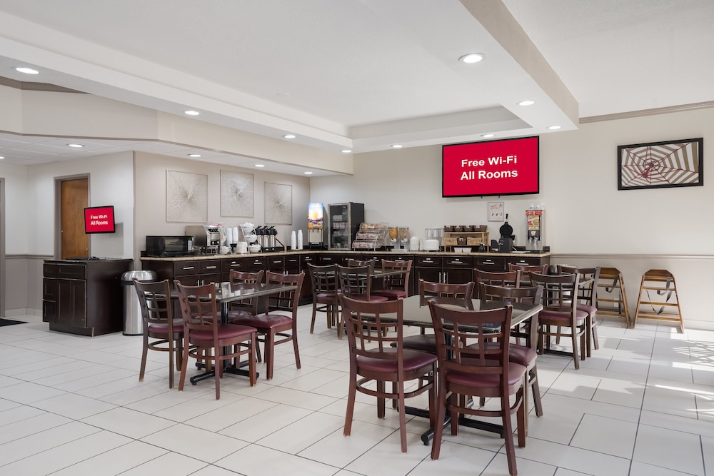 Red Roof Inn & Suites Jacksonville NC - photo 41