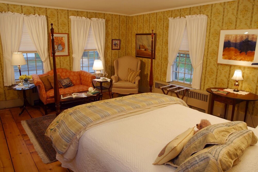 Three Mountain Inn - photo 6