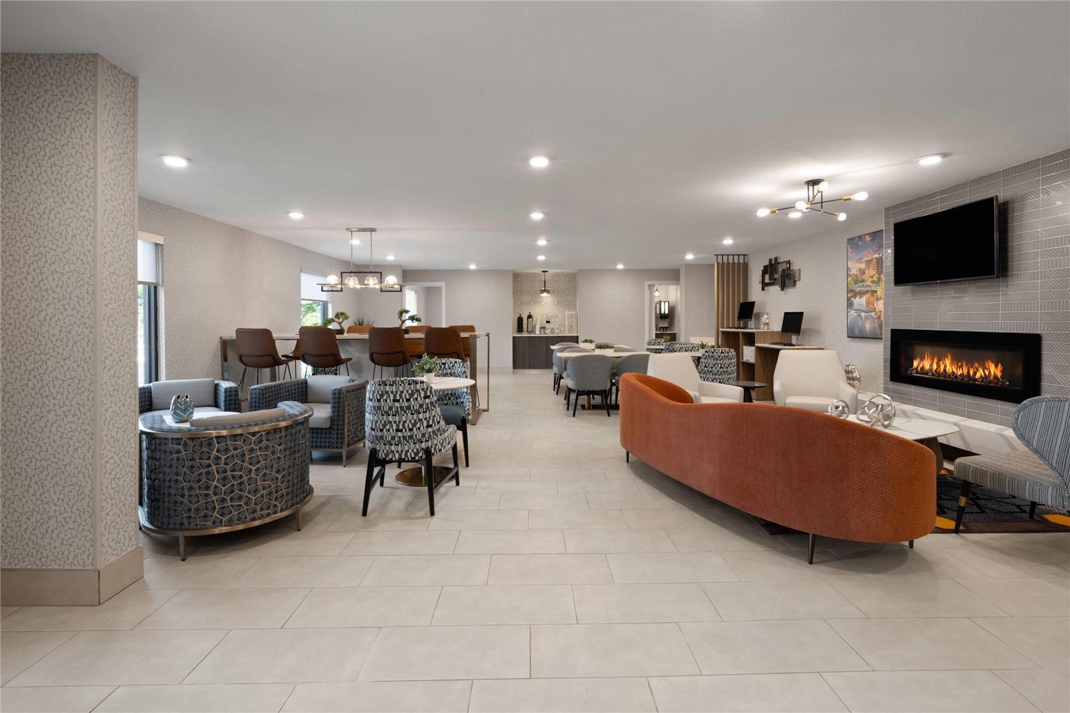 La Quinta Inn & Suites by Wyndham Greenville Woodruff Rd. - photo 22