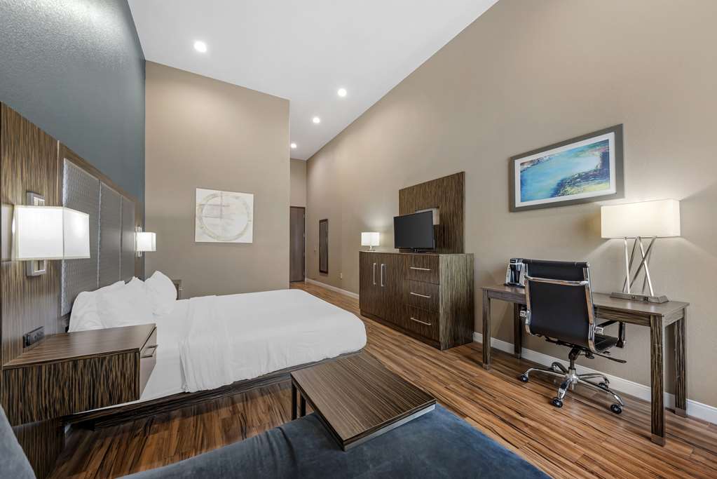 Best Western Plus Pflugerville - photo 26