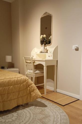Alloggio La Perla quiete ed eleganza con vista — 4-Star Luxury Hotel in Barbarano Vicentino, Italy