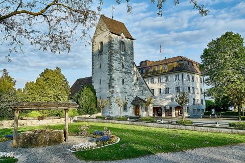 Hotel Schloss Romanshorn — hotel in Romanshorn