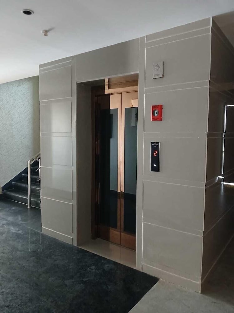 Hotel Tulips inn by VKG in Gulbarga, India