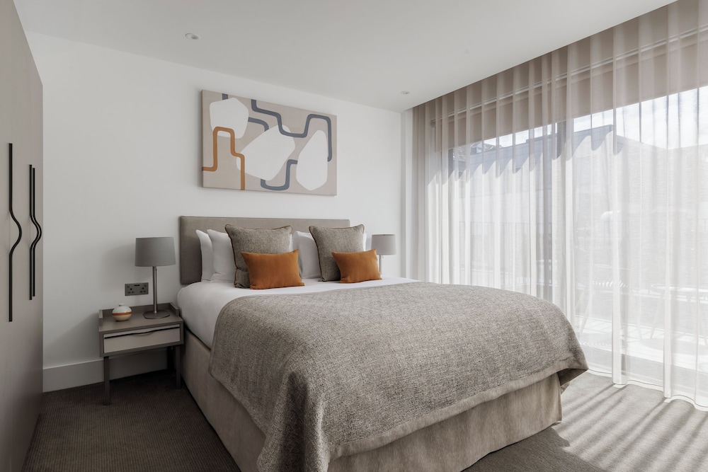 Forth House by Supercity Aparthotels — 4-Star Luxury Hotel in Edinburgh, United Kingdom