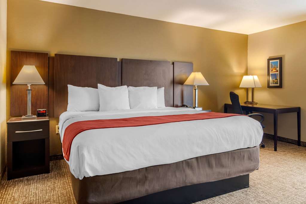 Comfort Inn & Suites Perry National Fairgrounds Area - photo 22