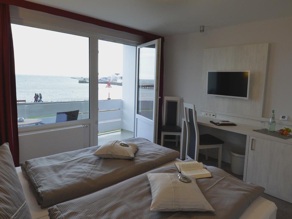 Hotel Hochseeinsel — Helgoland — photo 2