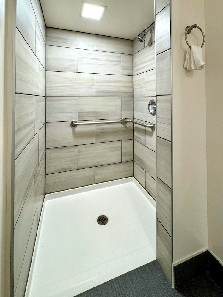 The Gem Museum Suites - photo 60