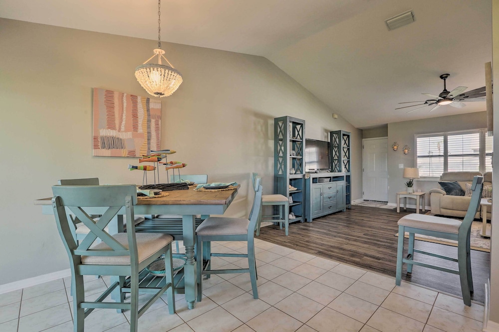 Pool Access Screened Porch: Sebring Resort Home - photo 6