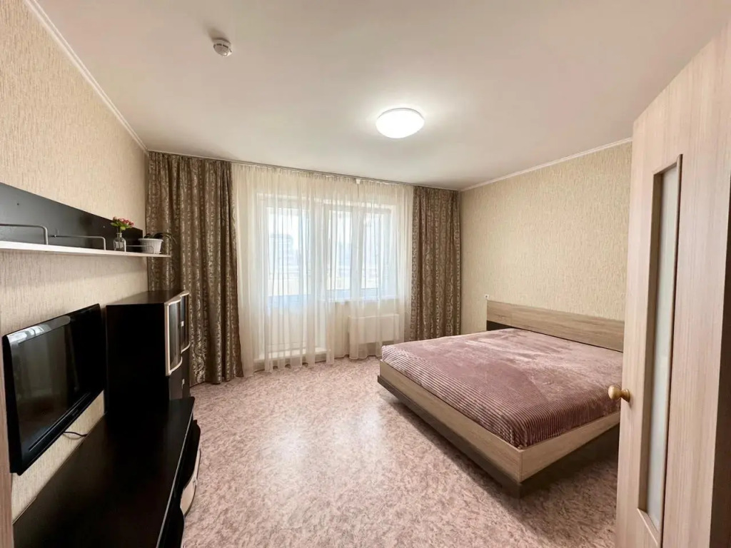 5 Nights on the street Karaulnaya 82 in Krasnoyarsk, Russia