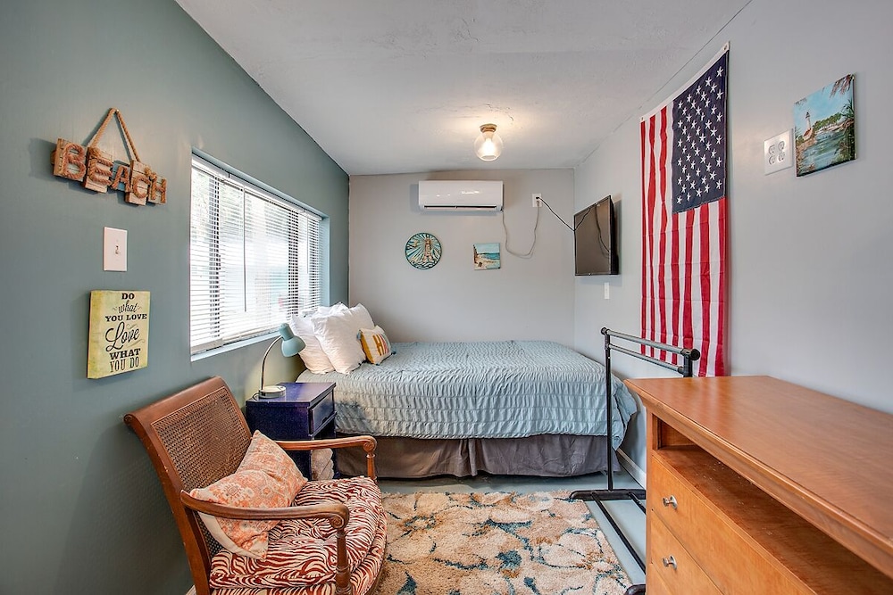 The Panacea Motel - photo 11