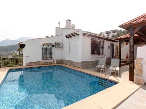 Isabel — 4-Star Luxury Hotel in Pego, Spain