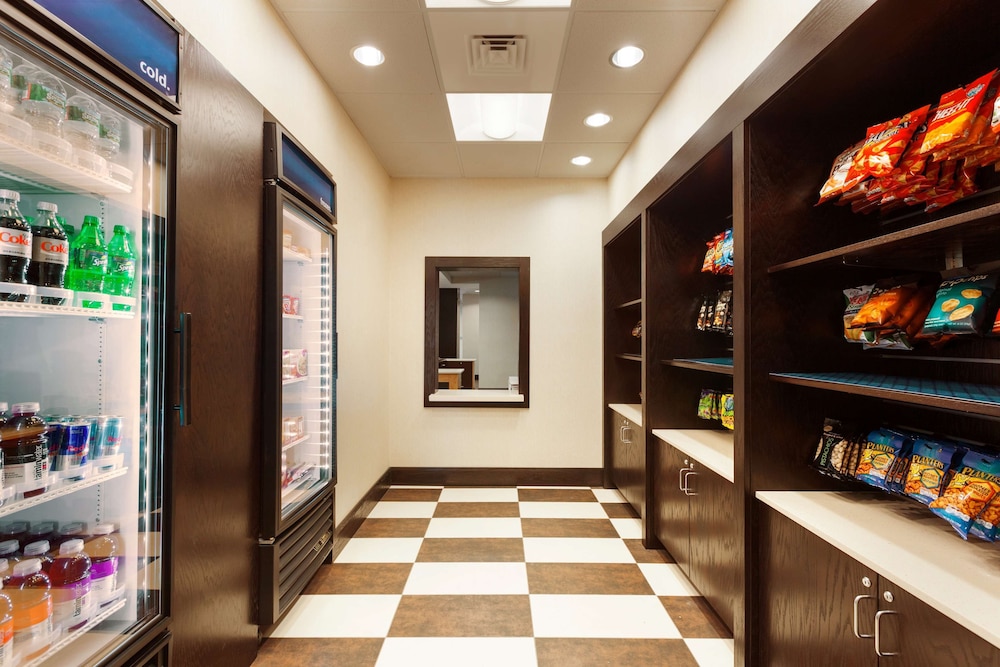 Hampton Inn & Suites Camp Springs Andrews AFB - photo 14