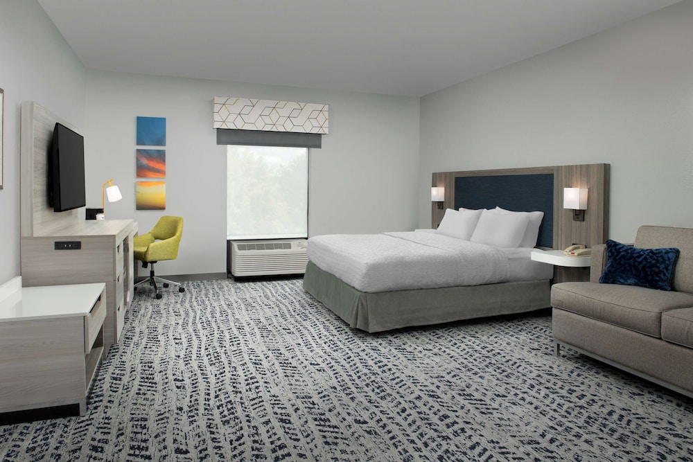 Hampton Inn Duncan - photo 13