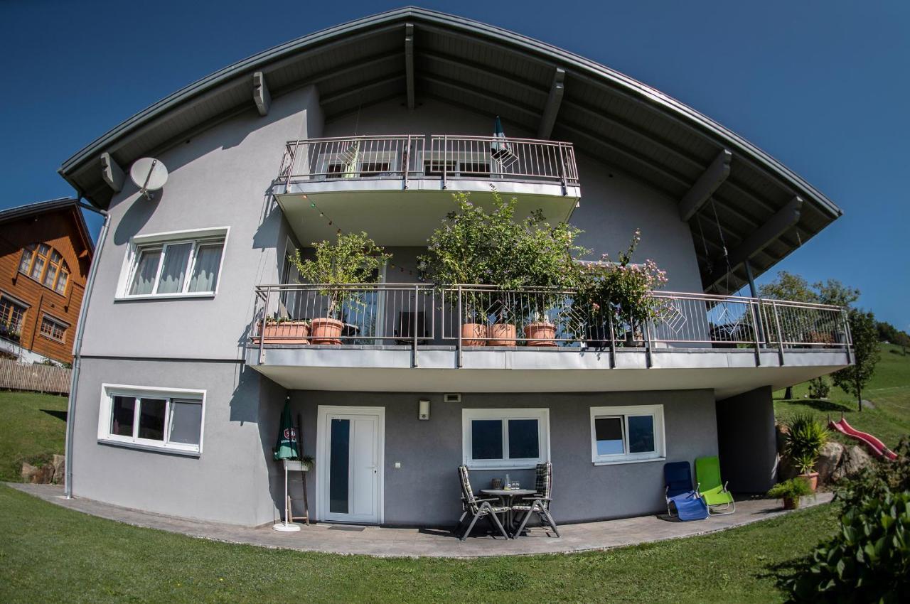 Julia — 4-Star Luxury Hotel in Bartholomaeberg, Austria