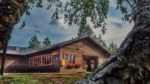 Rokuanhovin mökit — hotel in Utajaervi