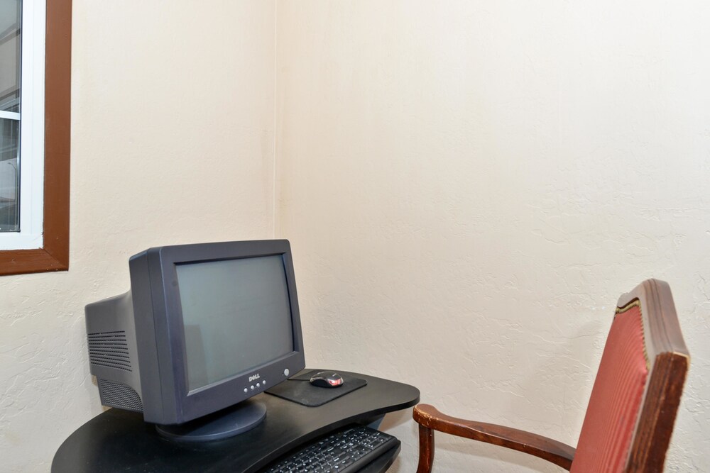 Americas Best Value Inn Holbrook - photo 16