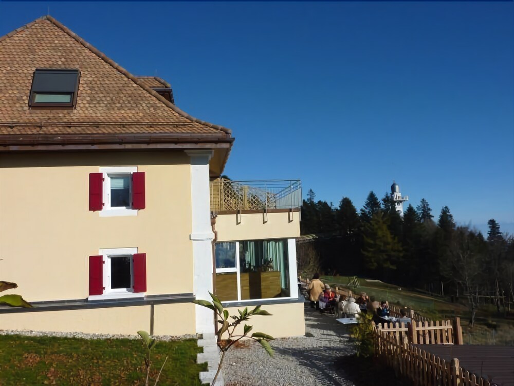 Petit Hotel - carbon neutral hotel in Neuchatel