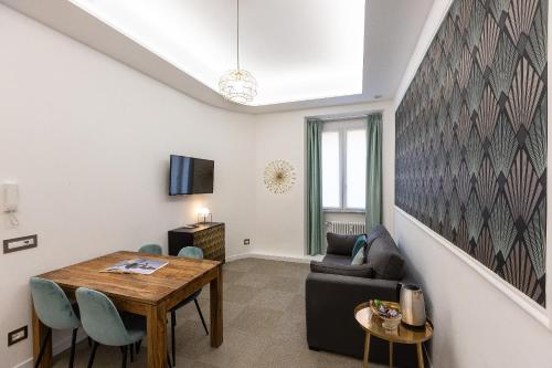 Lovely New Home Piazza San Cosimato — 4-Star Luxury Hotel in Rome, Italy