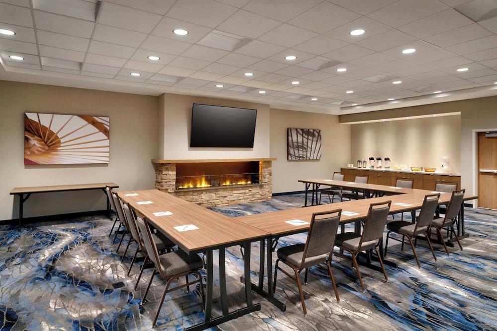 Fairfield by Marriott Inn & Suites Salt Lake City Cottonwood - photo 38