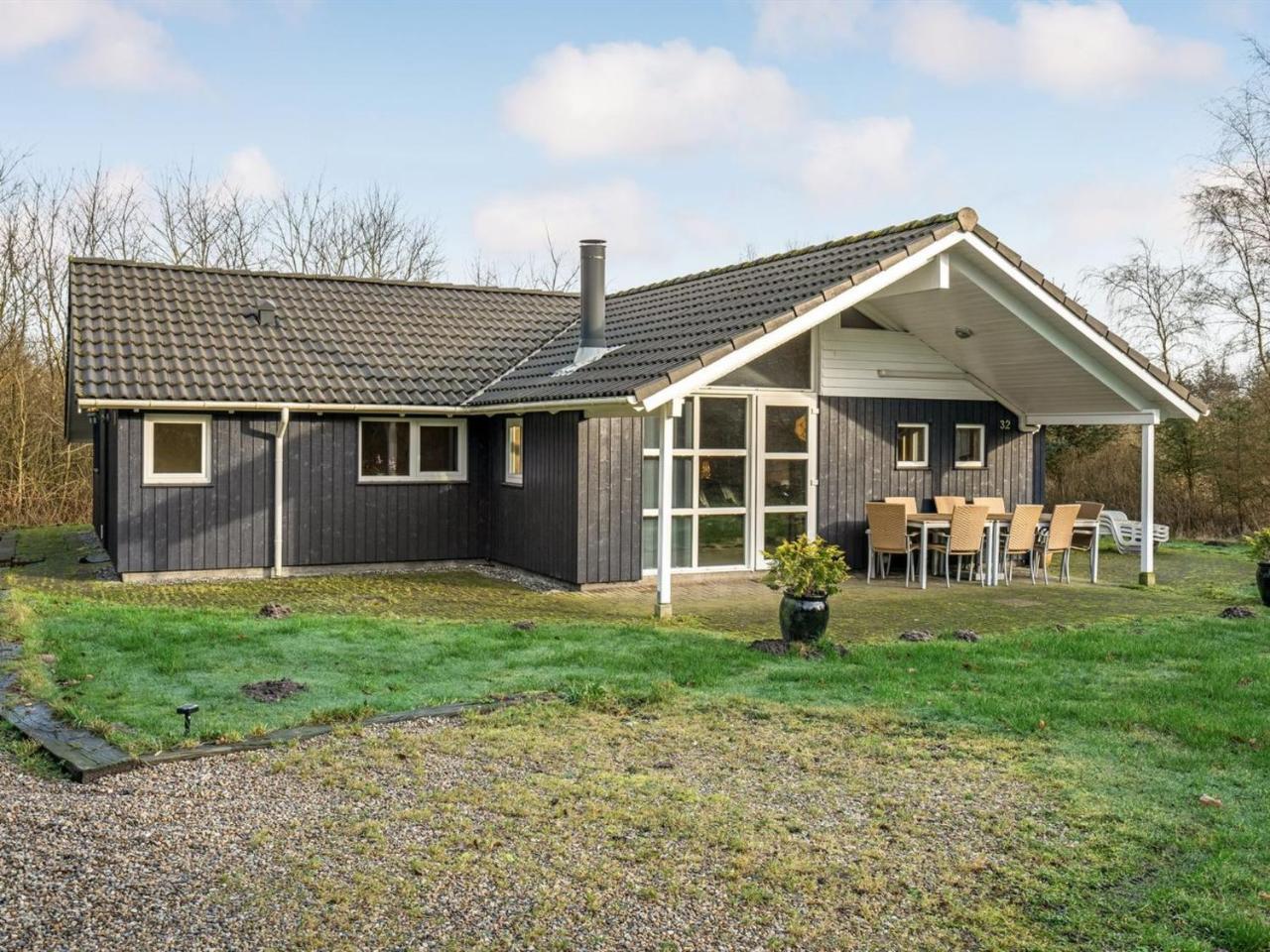 Holiday Home Tyki 12km from the sea by Interhome — 4-Star Luxury Hotel in Oksbol, Denmark