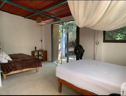 Habitación 2 camas internet Starlink in Brisas De Zicatela, Mexico