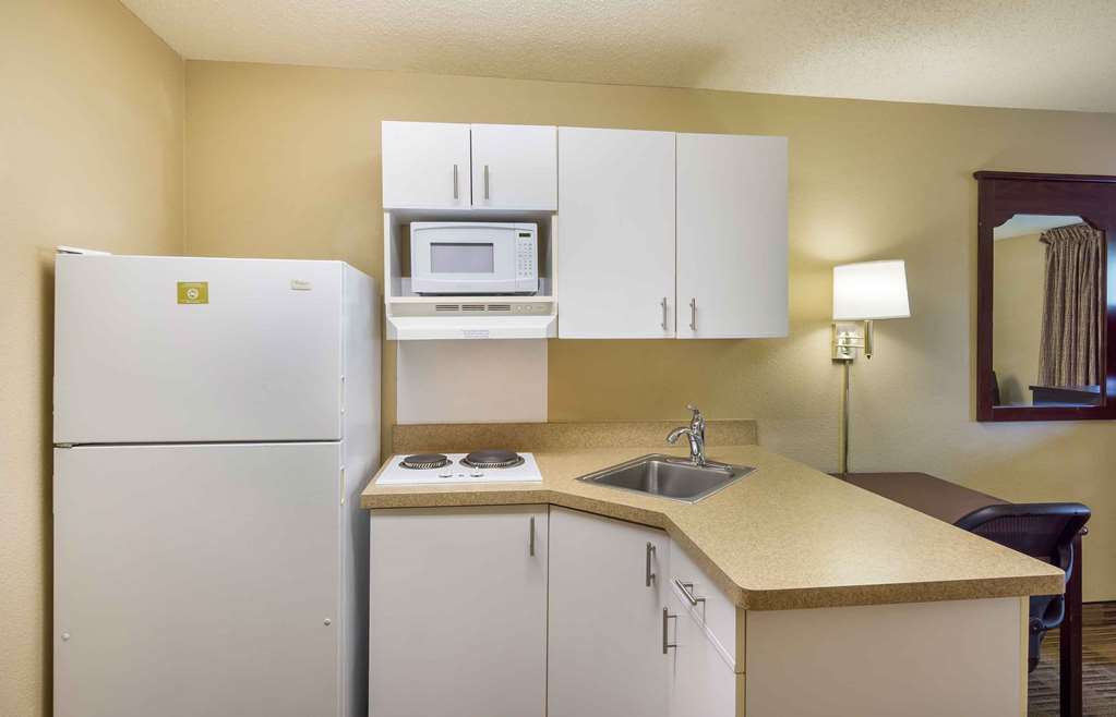 Extended Stay America Suites Tacoma Fife - photo 10