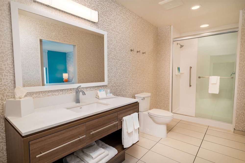 Home2 Suites by Hilton Corona - photo 31