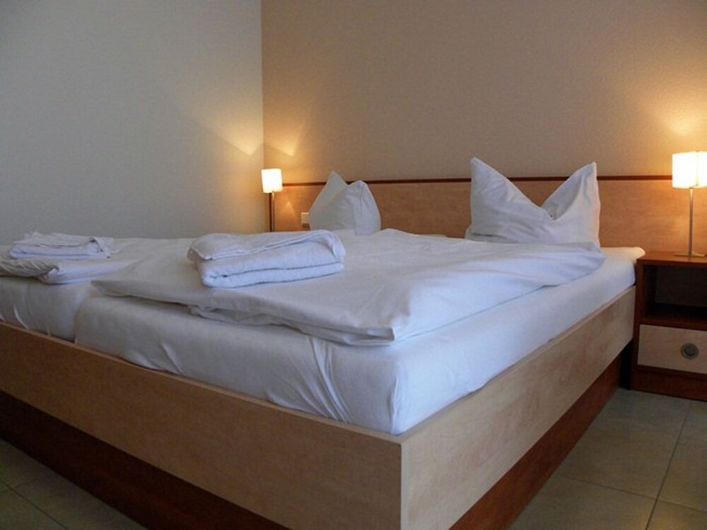 Residenz Meeresblick B2 — 4-Star Luxury Hotel in Bastorf, Germany
