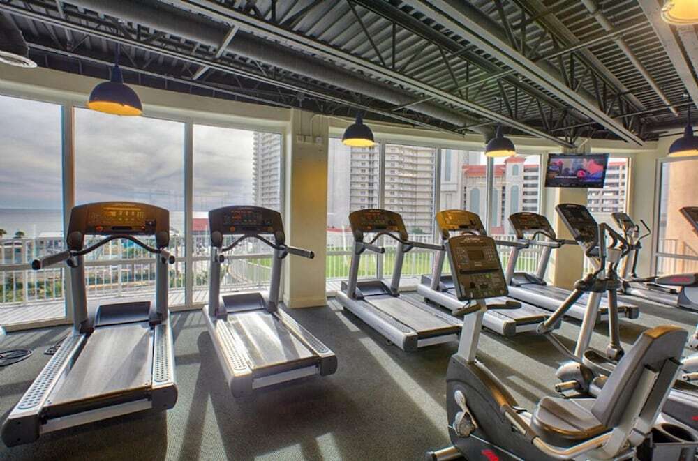 Laketown Wharf Resort by Panhandle Getaways - photo 14