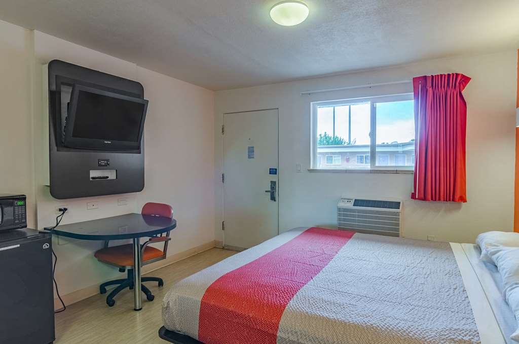 Motel 6 Riverton WY - photo 15