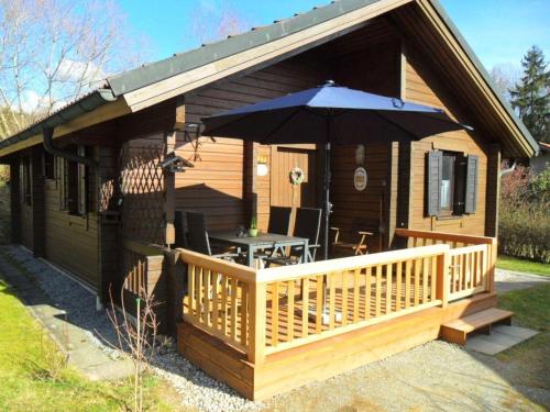Komfortables Ferienblockhaus Nr 27 56 qm bis 4 Personen Viechtach Jaegerpark — 4-Star Luxury Hotel in Viechtach, Germany