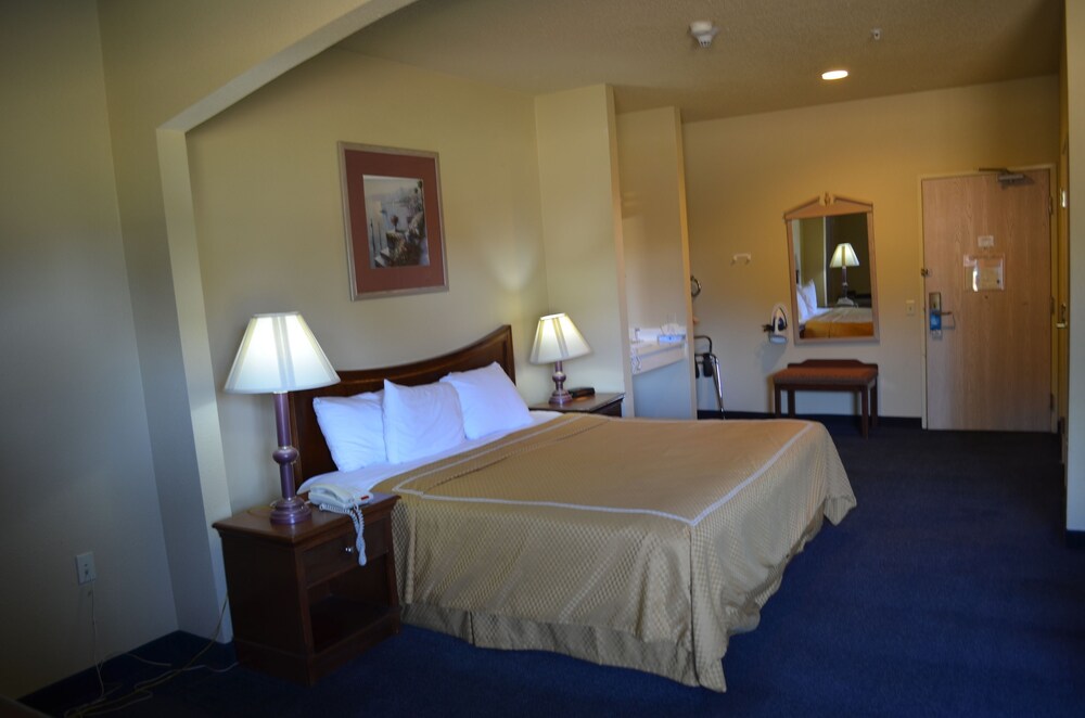 Quality Suites Abilene TX - photo 8