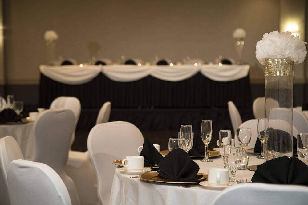 Holiday Inn Washington College Pk by IHG - photo 42