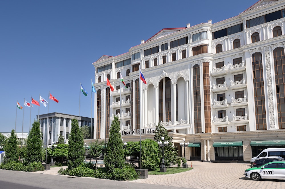 Daniel Hill - carbon neutral hotel in Tashkent