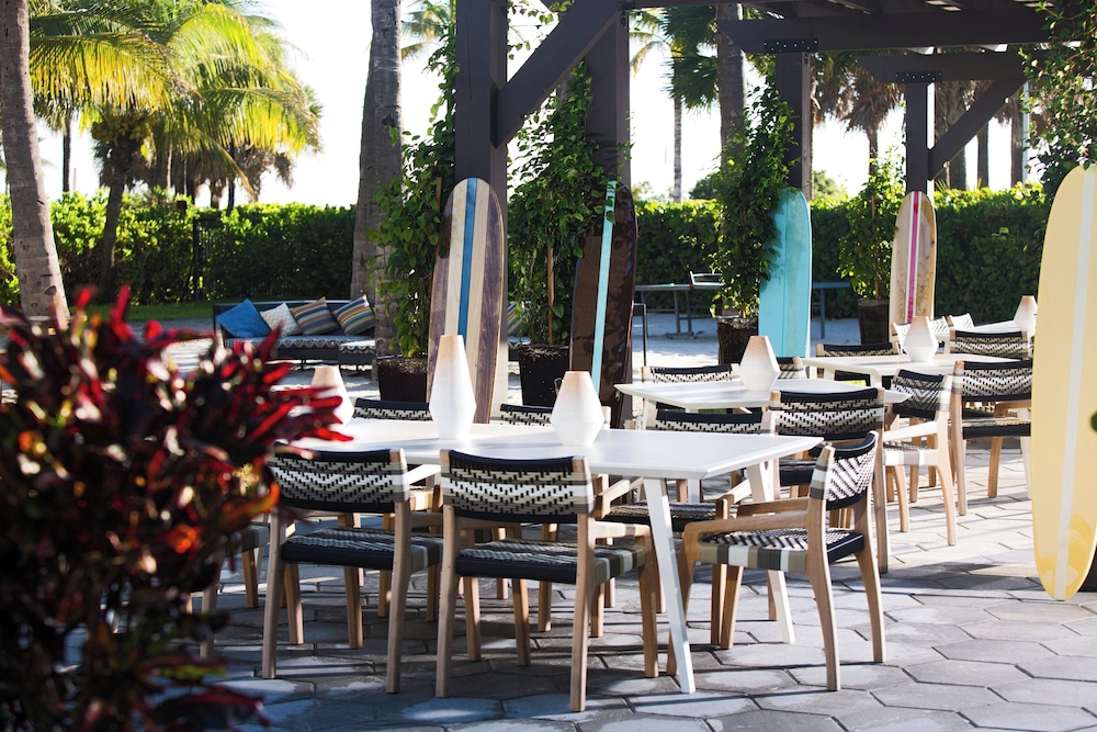 Kimpton Surfcomber Hotel by IHG - photo 57