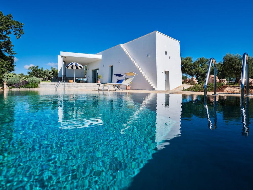Borgo Montalbano — 4-Star Luxury Hotel in Fasano, Italy