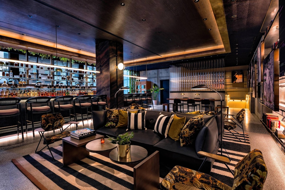 Moxy NYC Chelsea - photo 7