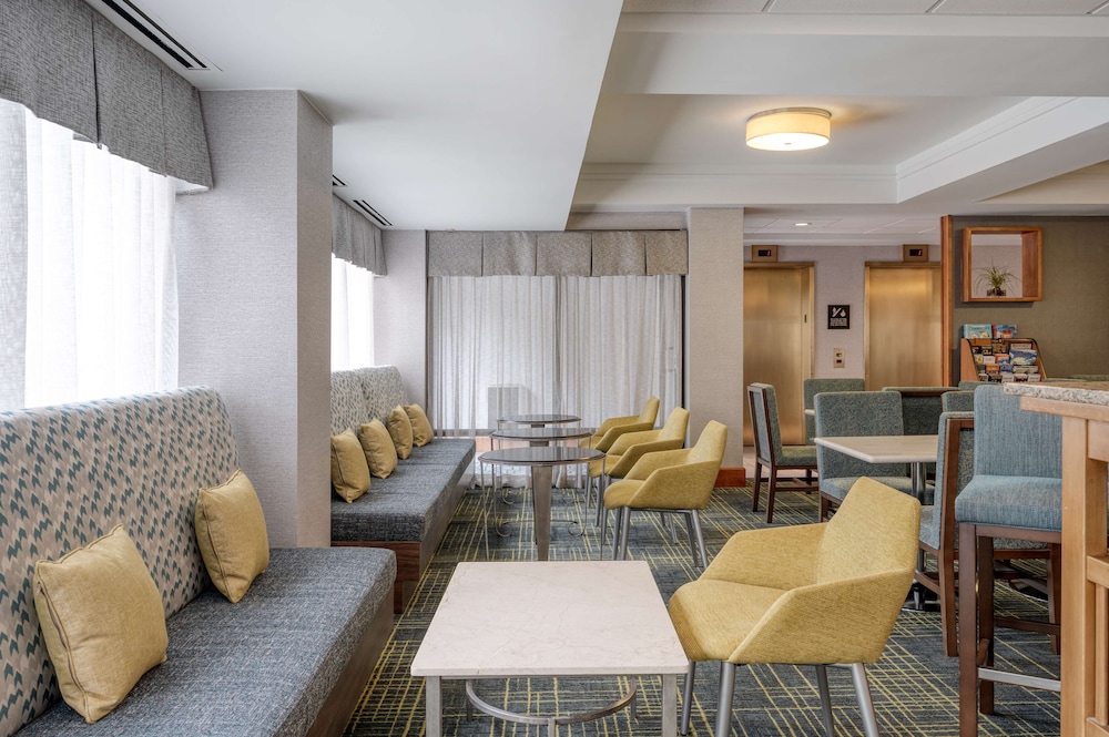 Hampton Inn Baltimore White Marsh - photo 6