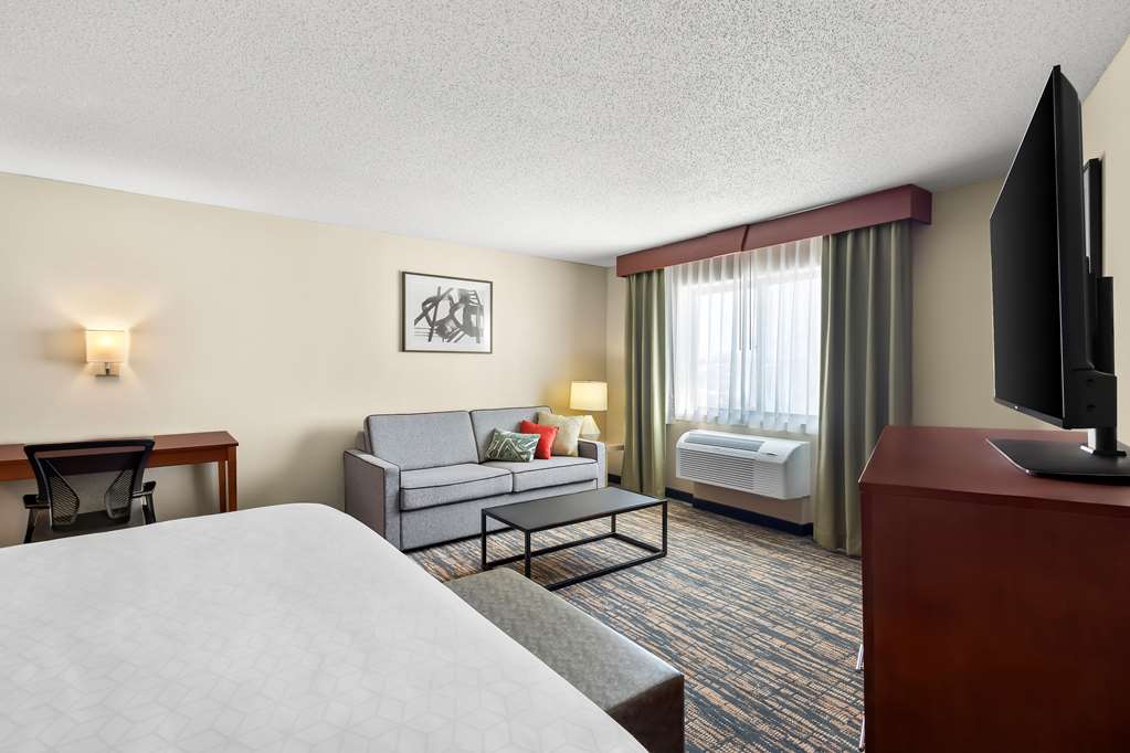 Best Western Fremont Angola I 80 90 Toll Road - photo 22