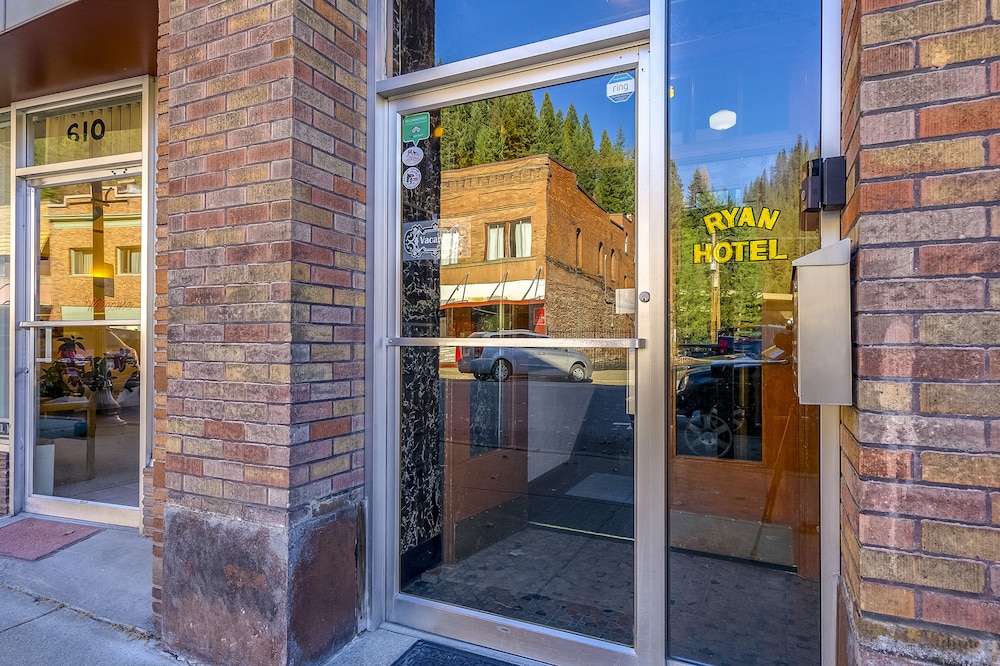 Ryan Hotel - carbon neutral hotel in Wallace