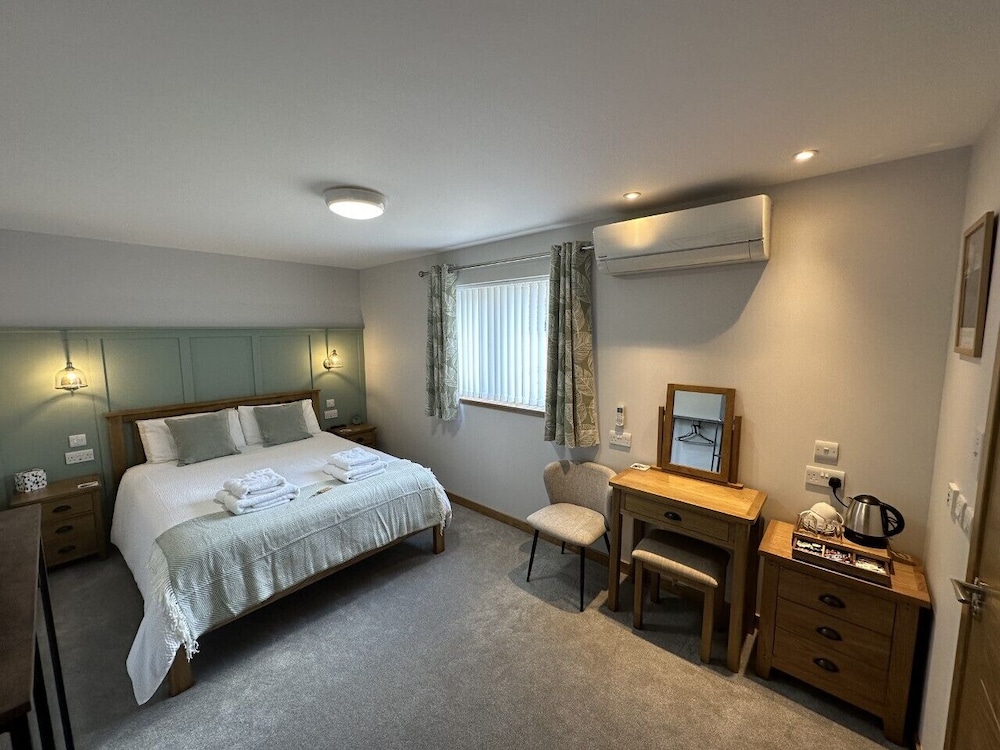 Royal Oak Guesthouse 17388698 — Orkney