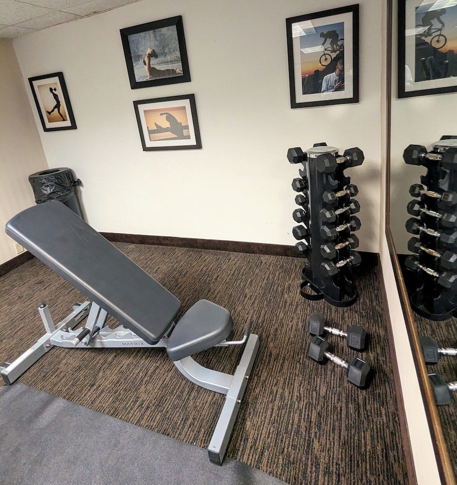 Hotel Lotus Kansas City Stadium - photo 13